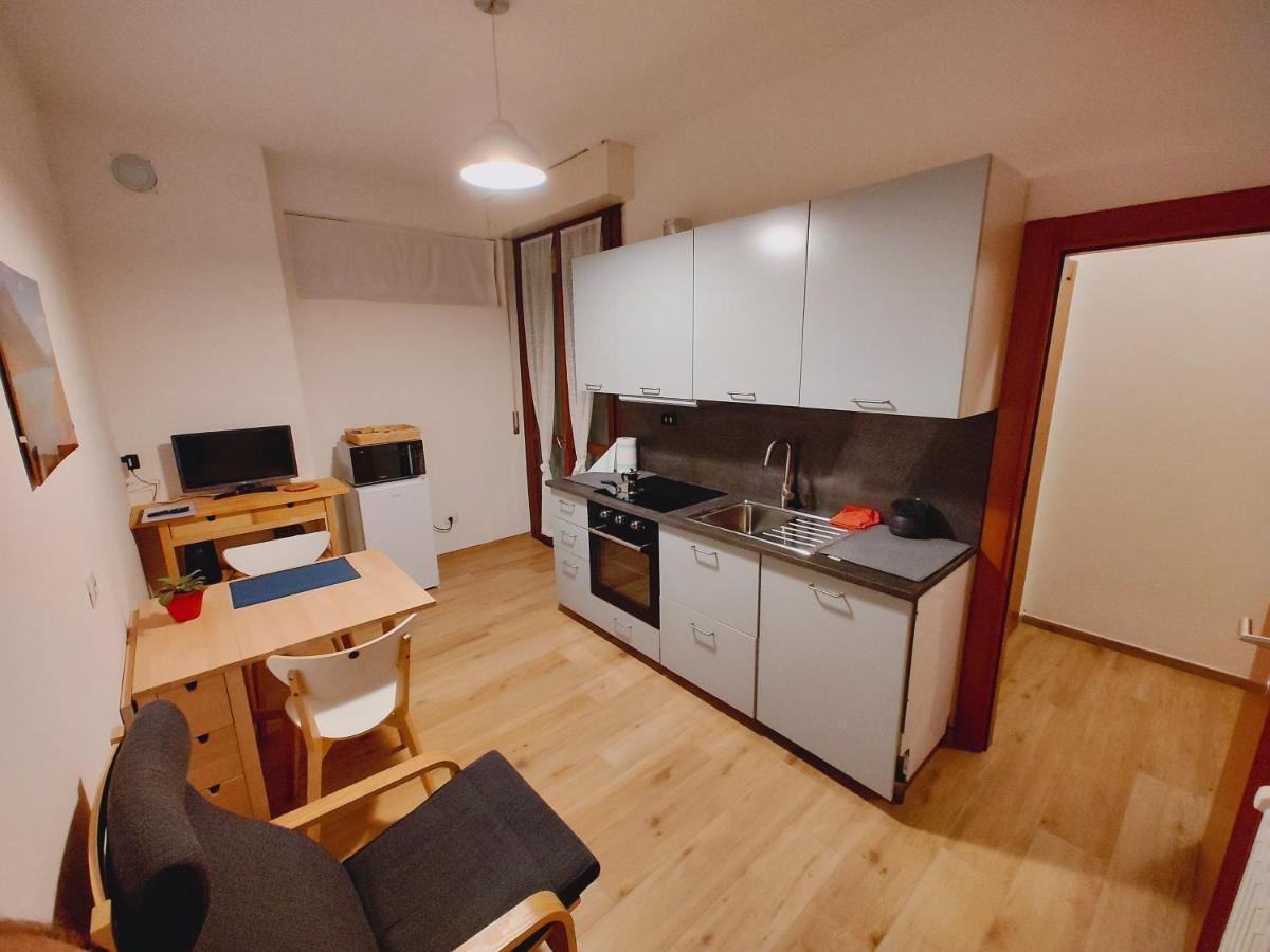 דירות סונדריו La Casa Del Birraio מראה חיצוני תמונה